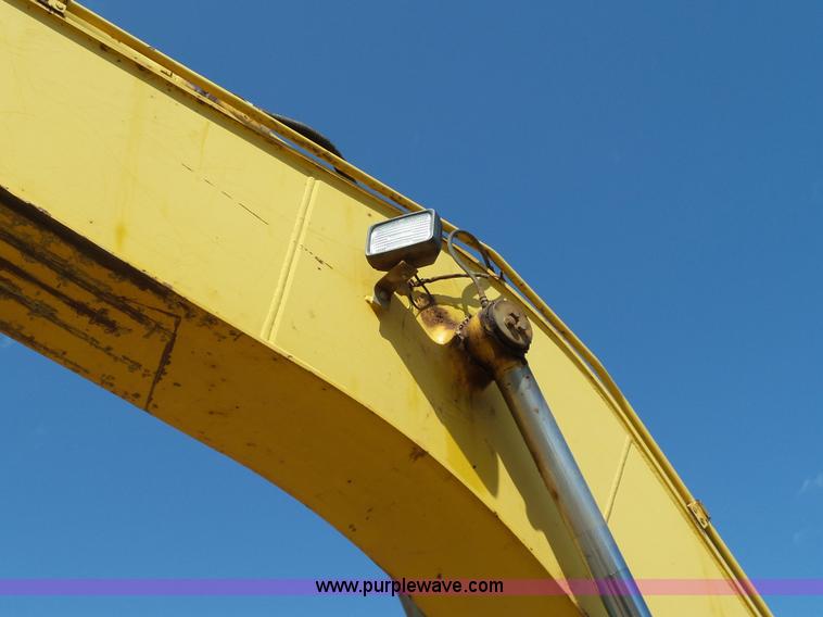 image for item K7032 2008 Komatsu PC200LC-8 excavator