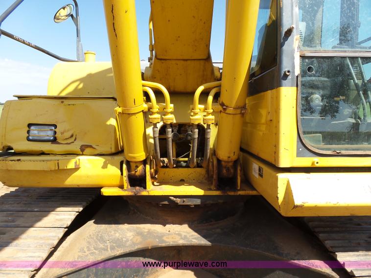 image for item K7032 2008 Komatsu PC200LC-8 excavator