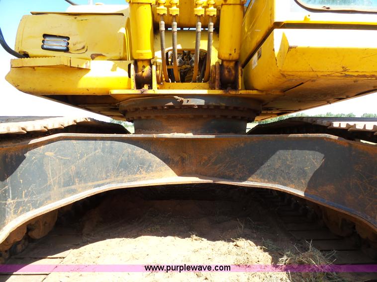 image for item K7032 2008 Komatsu PC200LC-8 excavator