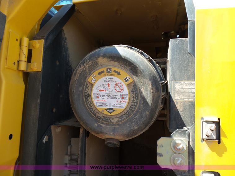 image for item K7034 2012 John Deere 200D LC excavator