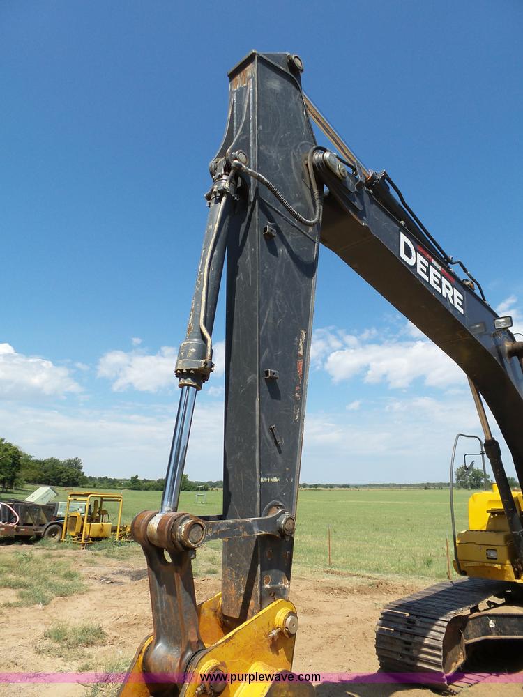 image for item K7034 2012 John Deere 200D LC excavator