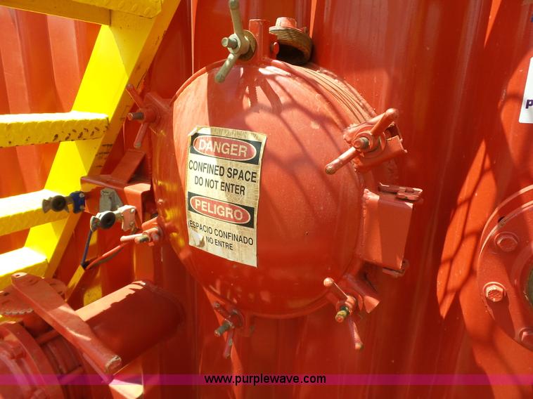 image for item K7035 2011 shop built frac tank trailer