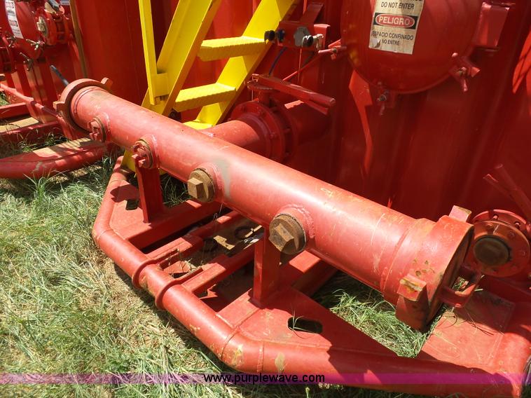 image for item K7035 2011 shop built frac tank trailer