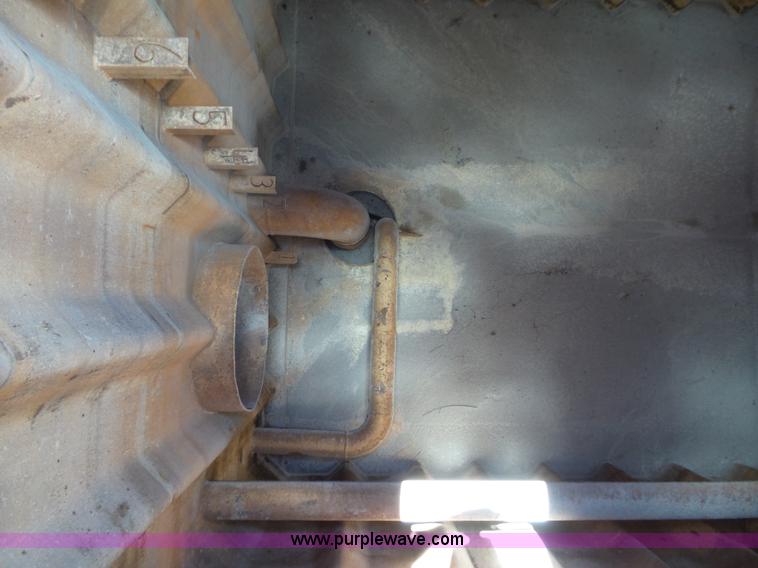 image for item K7035 2011 shop built frac tank trailer