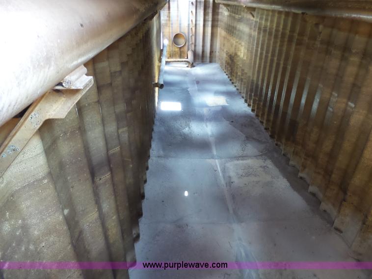 image for item K7035 2011 shop built frac tank trailer