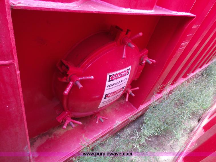 image for item K7035 2011 shop built frac tank trailer