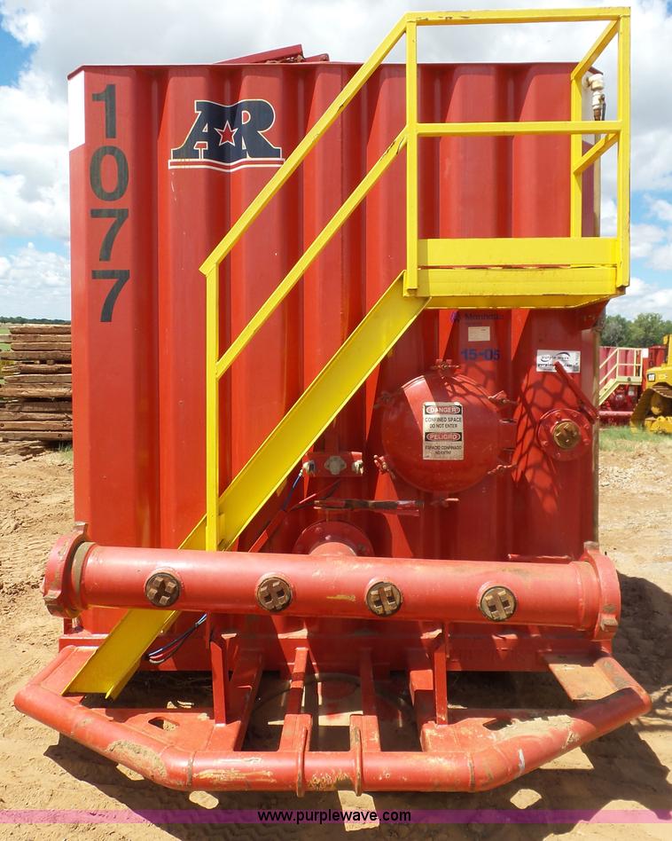 image for item K7037 2011 shop built frac tank trailer