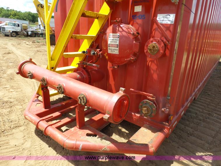 image for item K7037 2011 shop built frac tank trailer