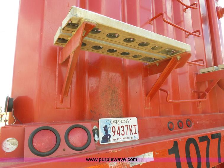 image for item K7037 2011 shop built frac tank trailer