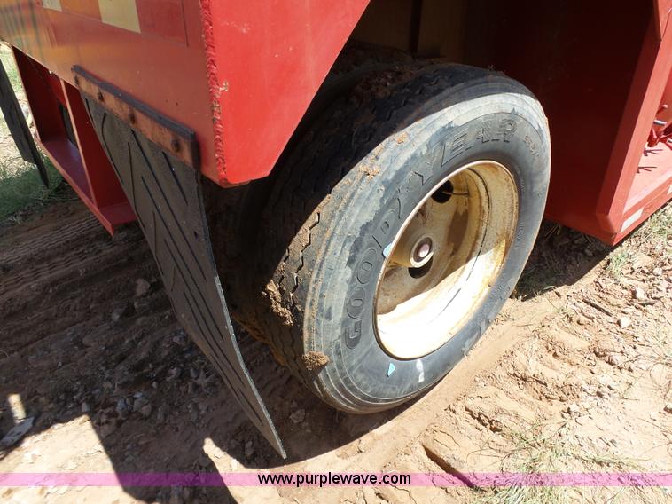 image for item K7037 2011 shop built frac tank trailer