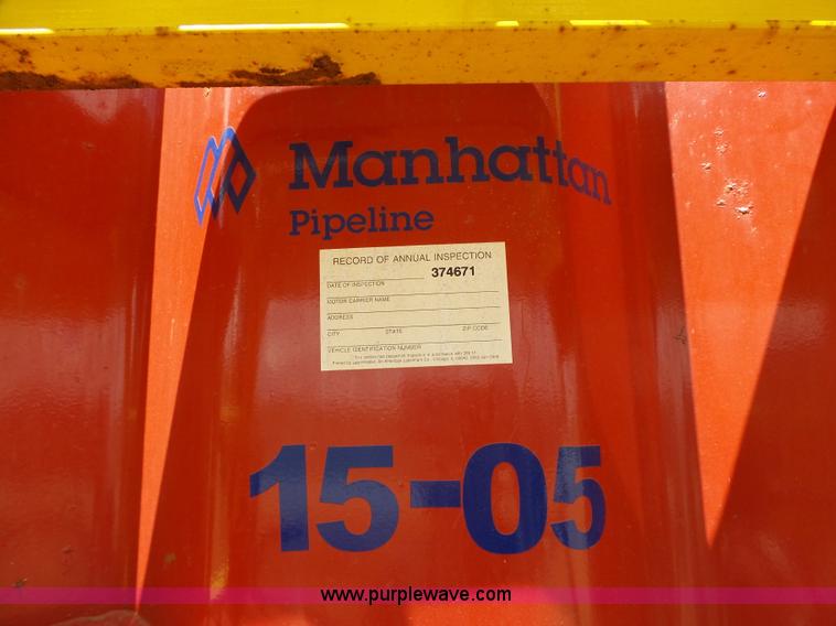 image for item K7037 2011 shop built frac tank trailer