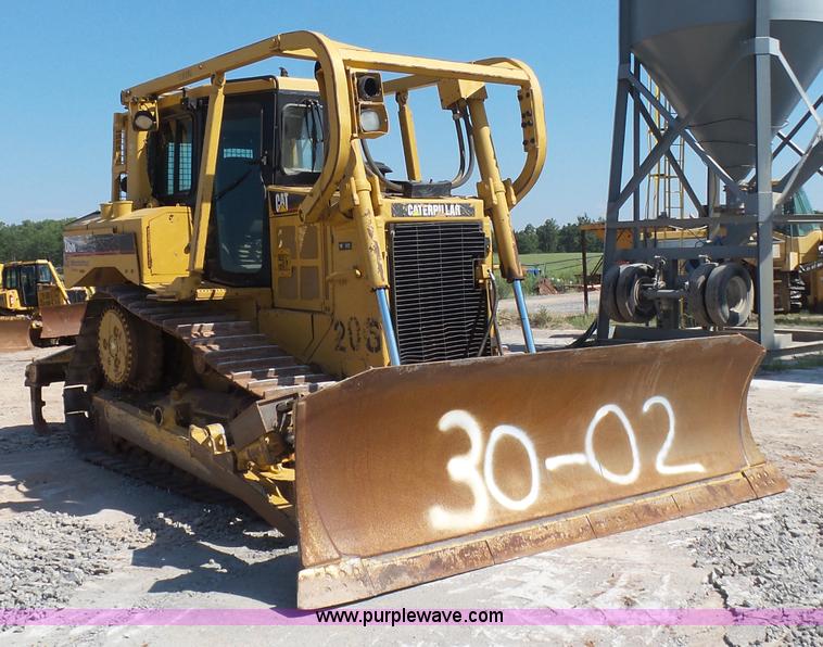 image for item K7038 2006 Caterpillar D6R XL Series III dozer