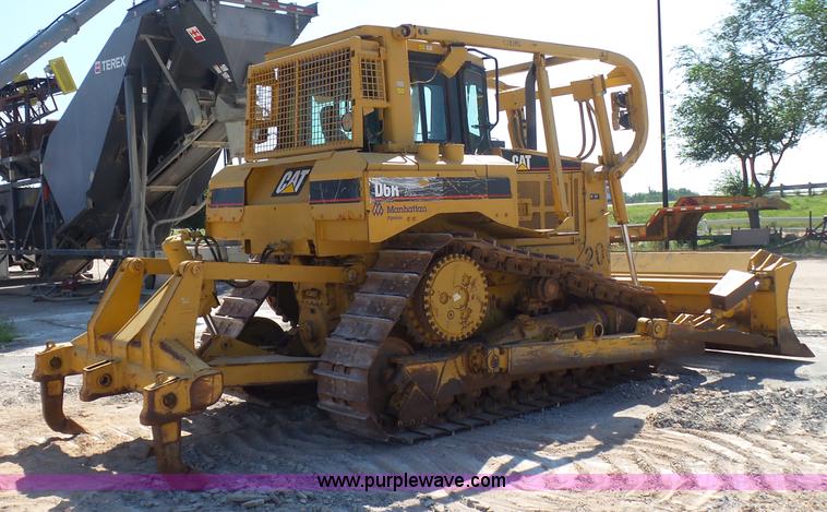 image for item K7038 2006 Caterpillar D6R XL Series III dozer