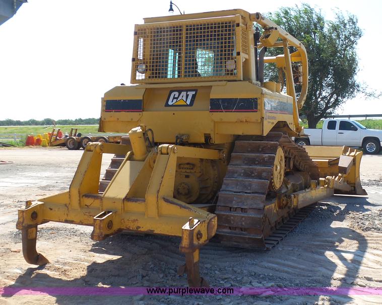 image for item K7038 2006 Caterpillar D6R XL Series III dozer