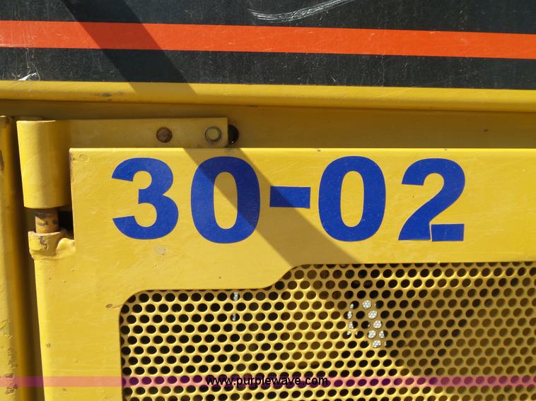 image for item K7038 2006 Caterpillar D6R XL Series III dozer