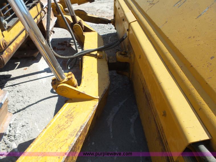 image for item K7038 2006 Caterpillar D6R XL Series III dozer