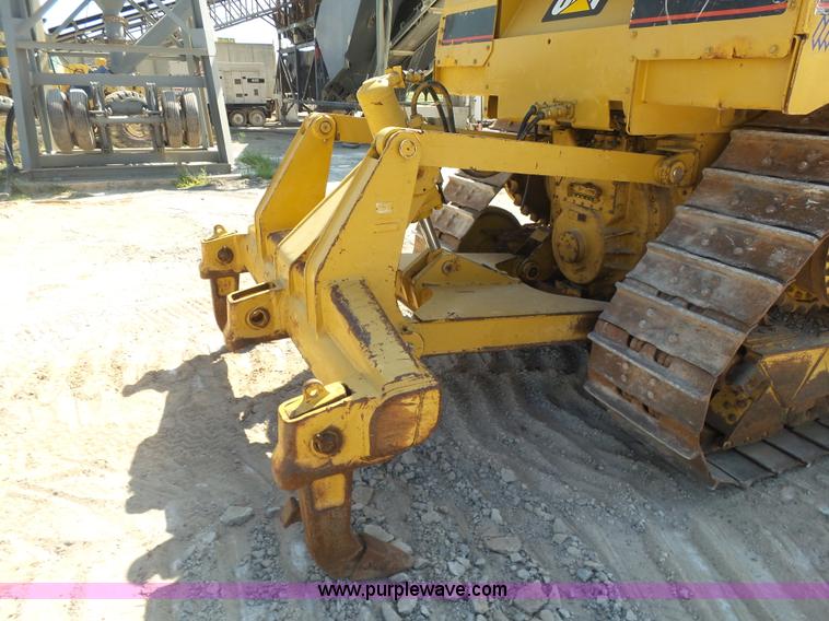 image for item K7038 2006 Caterpillar D6R XL Series III dozer