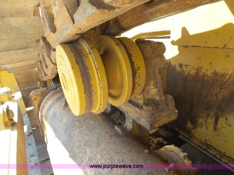 image for item K7038 2006 Caterpillar D6R XL Series III dozer