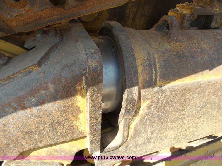 image for item K7038 2006 Caterpillar D6R XL Series III dozer