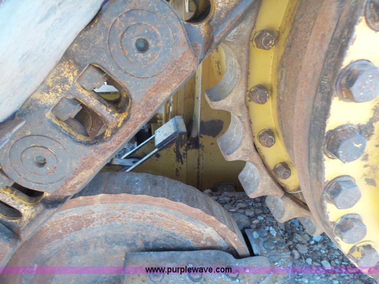 image for item K7038 2006 Caterpillar D6R XL Series III dozer