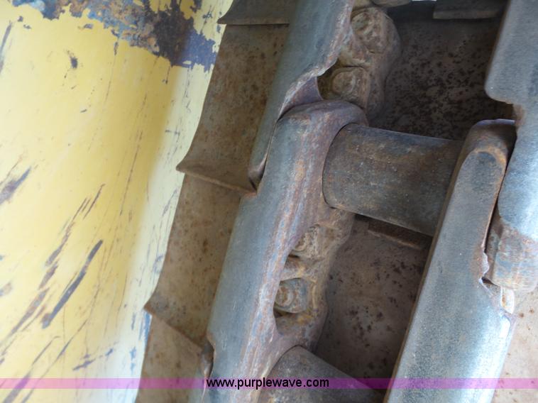 image for item K7038 2006 Caterpillar D6R XL Series III dozer