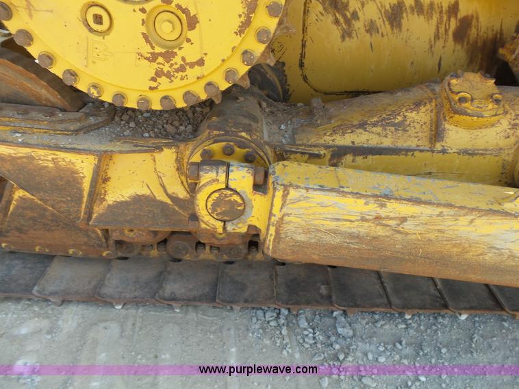 image for item K7038 2006 Caterpillar D6R XL Series III dozer
