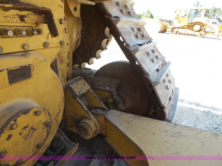 image for item K7038 2006 Caterpillar D6R XL Series III dozer