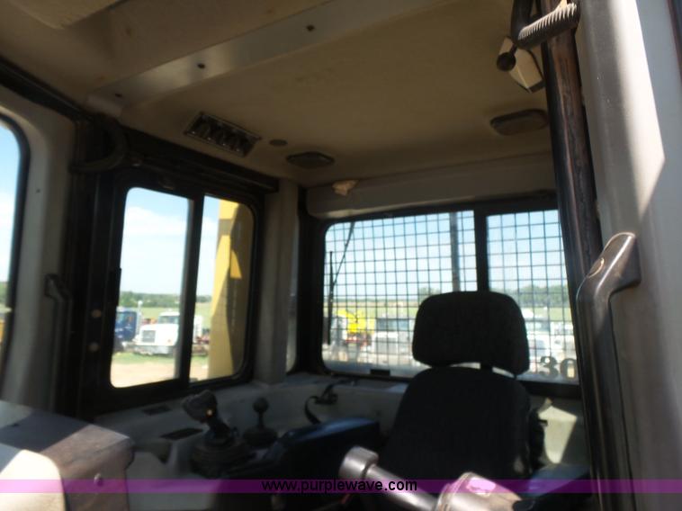 image for item K7039 2007 Caterpillar D6T XL dozer