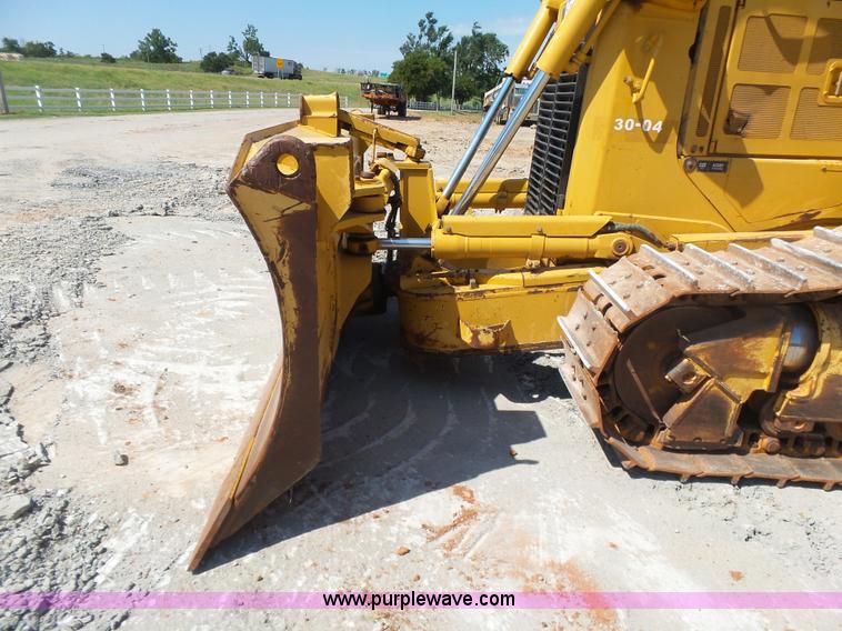 image for item K7039 2007 Caterpillar D6T XL dozer