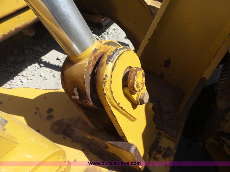 image for item K7039 2007 Caterpillar D6T XL dozer