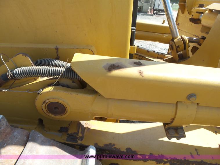 image for item K7039 2007 Caterpillar D6T XL dozer