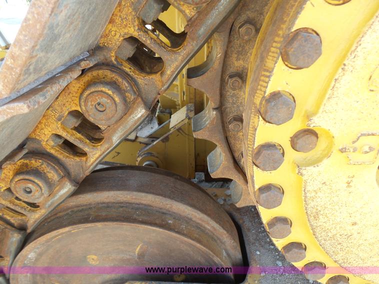 image for item K7039 2007 Caterpillar D6T XL dozer