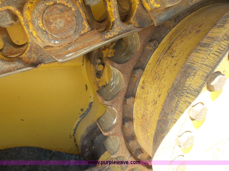 image for item K7039 2007 Caterpillar D6T XL dozer