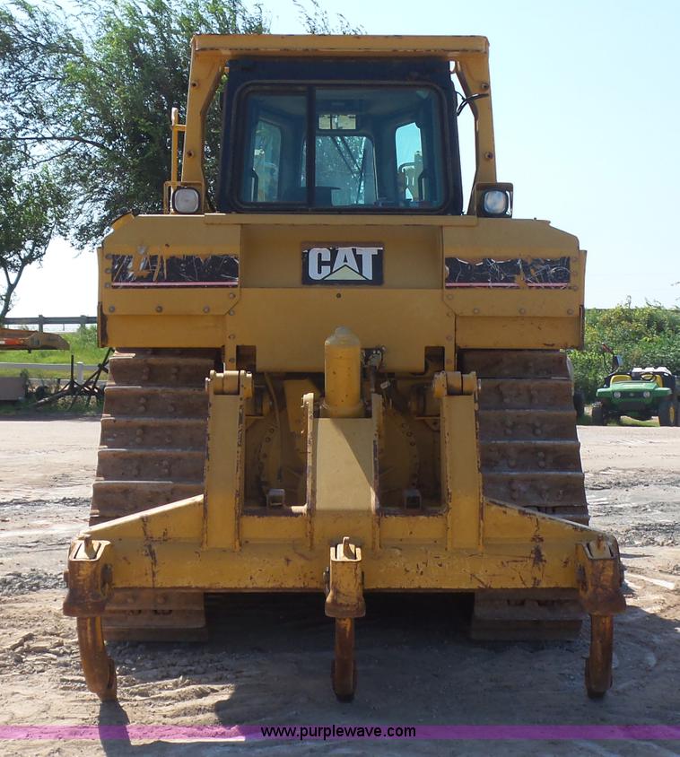 image for item K7040 2006 Caterpillar D6R Series III dozer