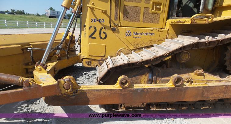 image for item K7040 2006 Caterpillar D6R Series III dozer