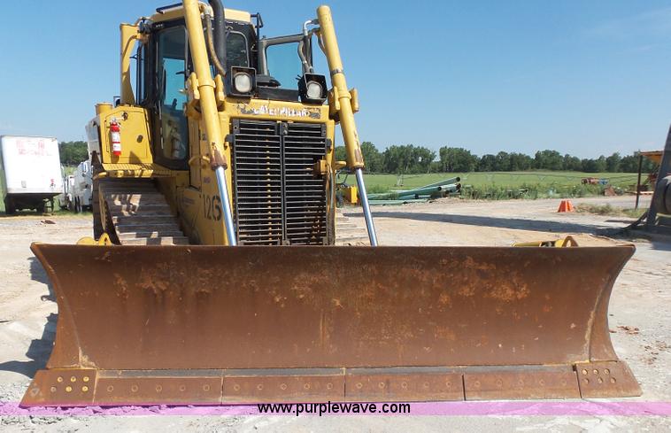 image for item K7040 2006 Caterpillar D6R Series III dozer