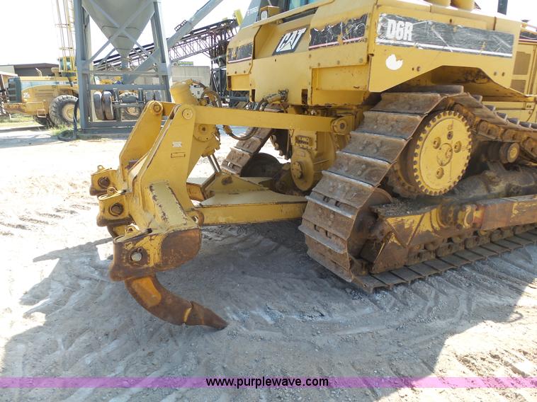 image for item K7040 2006 Caterpillar D6R Series III dozer