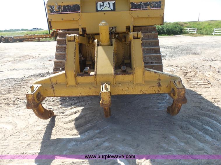 image for item K7040 2006 Caterpillar D6R Series III dozer