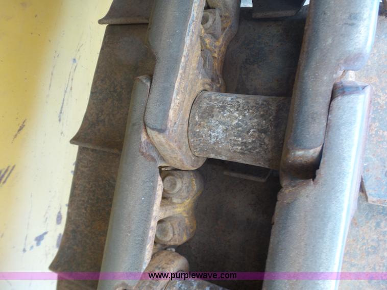 image for item K7040 2006 Caterpillar D6R Series III dozer