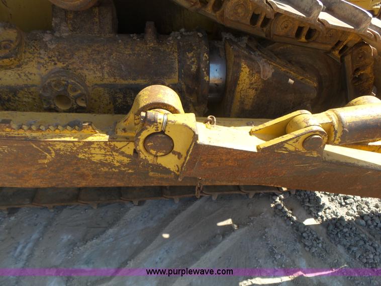 image for item K7040 2006 Caterpillar D6R Series III dozer
