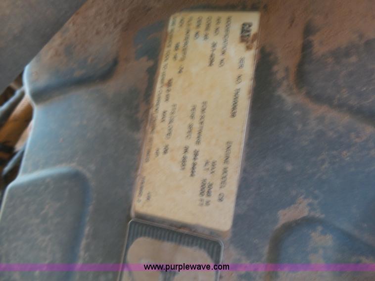 image for item K7040 2006 Caterpillar D6R Series III dozer