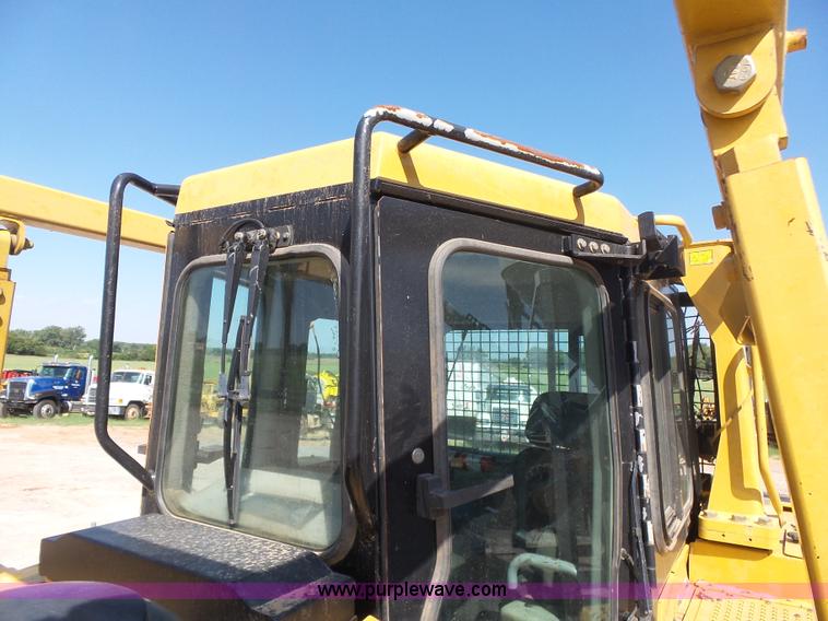 image for item K7042 2006 Caterpillar D6R XL Series III dozer