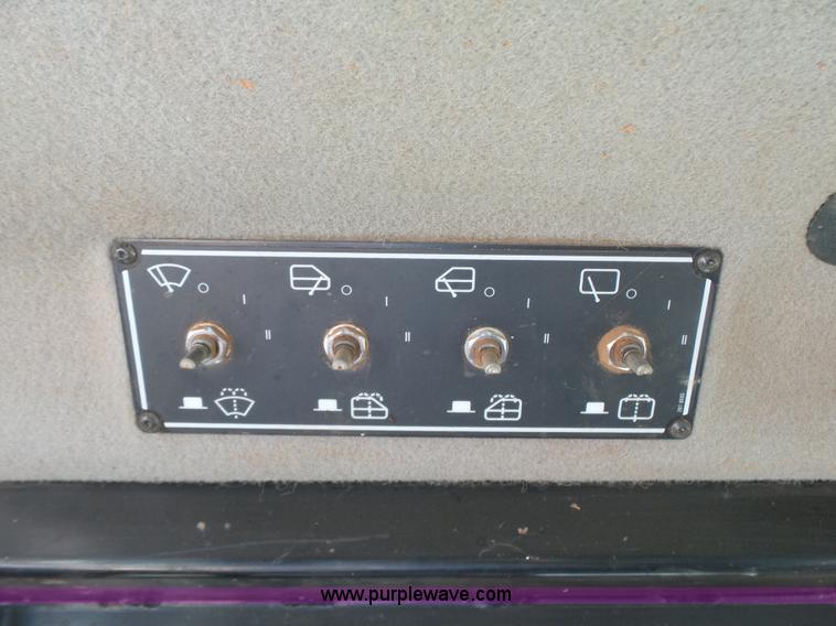 image for item K7042 2006 Caterpillar D6R XL Series III dozer