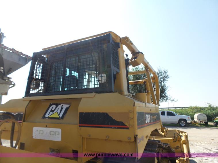 image for item K7042 2006 Caterpillar D6R XL Series III dozer