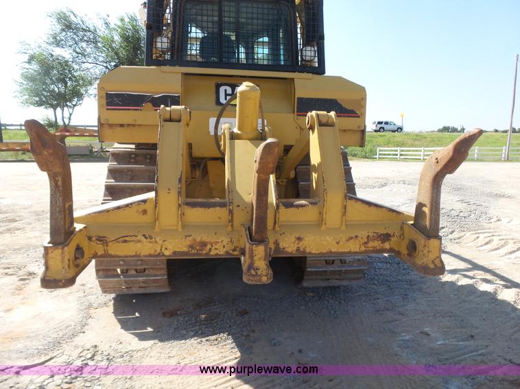 image for item K7042 2006 Caterpillar D6R XL Series III dozer