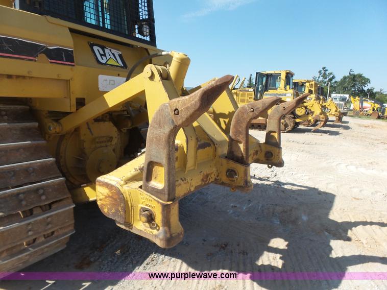 image for item K7042 2006 Caterpillar D6R XL Series III dozer