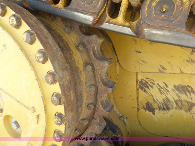 image for item K7042 2006 Caterpillar D6R XL Series III dozer