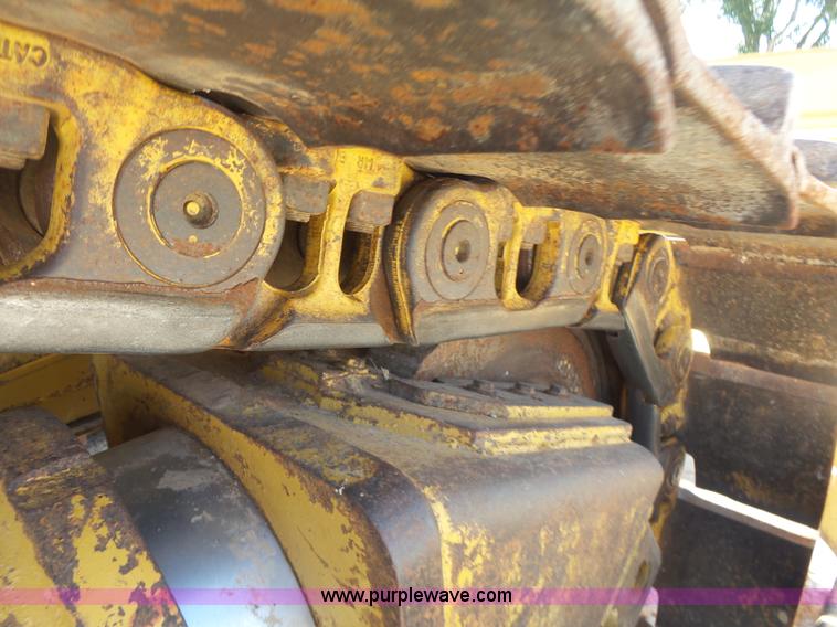 image for item K7042 2006 Caterpillar D6R XL Series III dozer