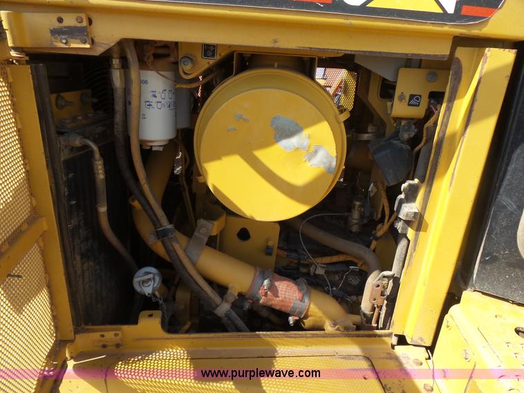 image for item K7042 2006 Caterpillar D6R XL Series III dozer