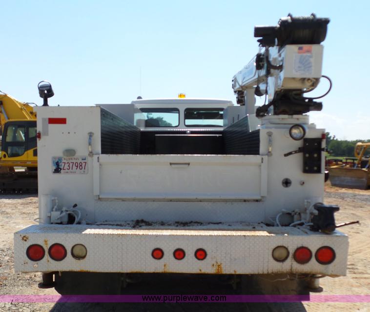 image for item K7044 2003 Freightliner FL70 service truck